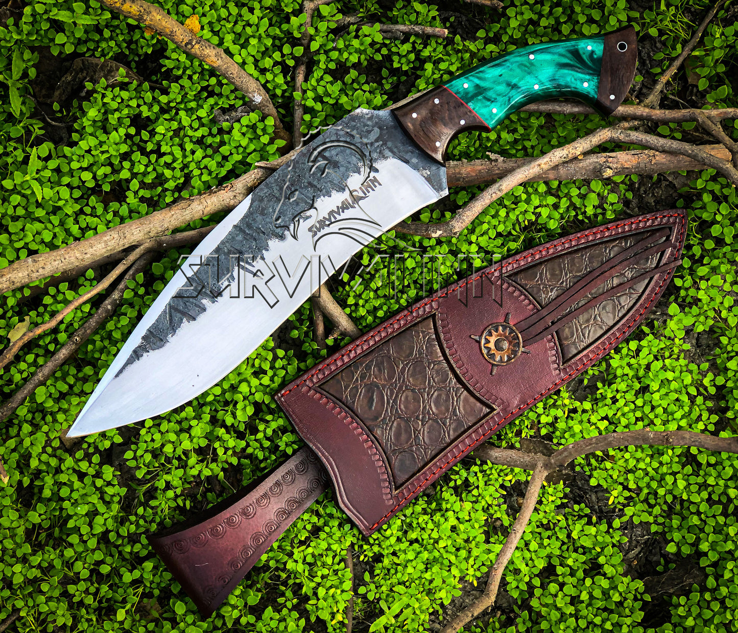 Mastercrafted Hand-Forged Bowie Knife – High-End Survival Knife for Discerning Outdoorsmen