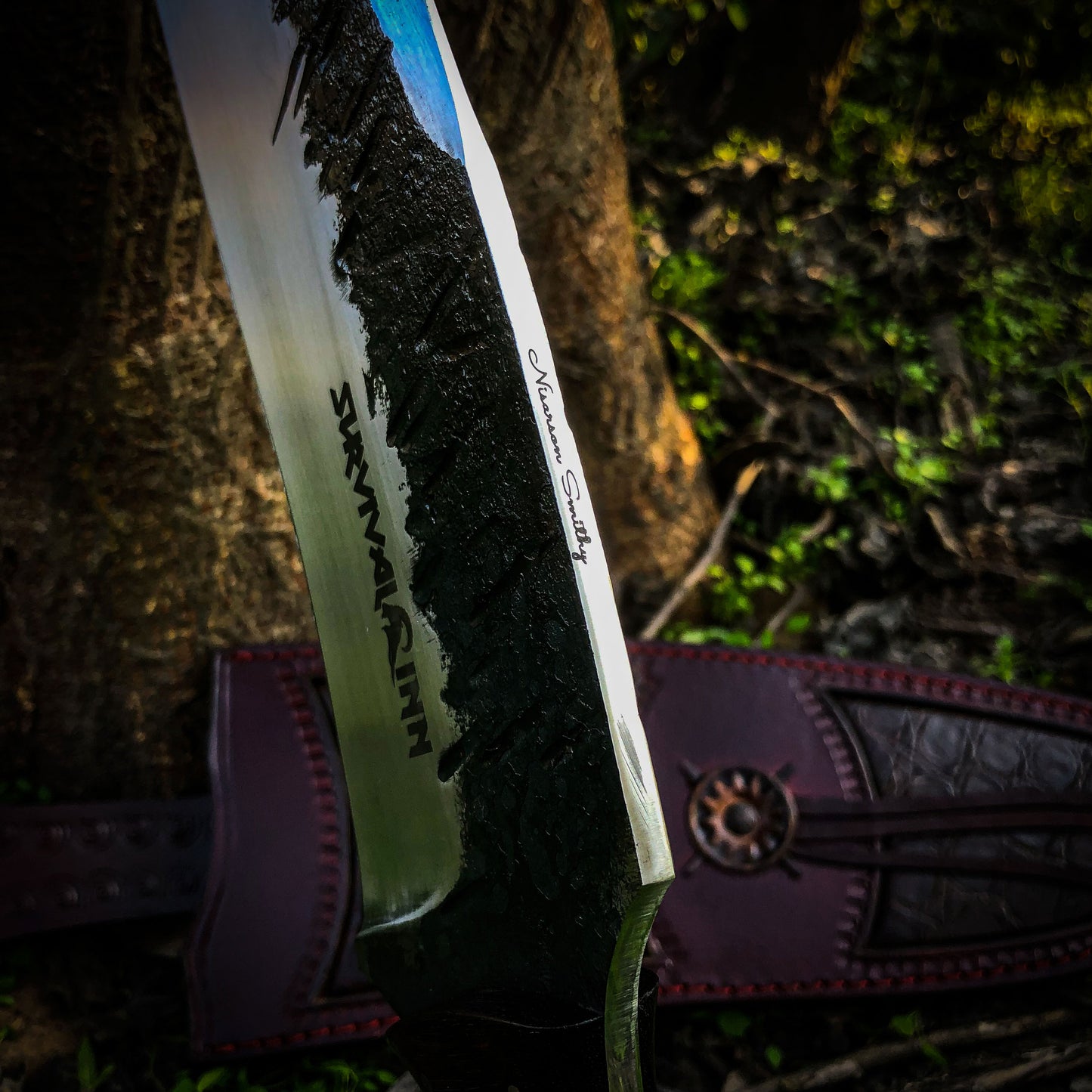 Mastercrafted Hand-Forged Bowie Knife – High-End Survival Knife for Discerning Outdoorsmen