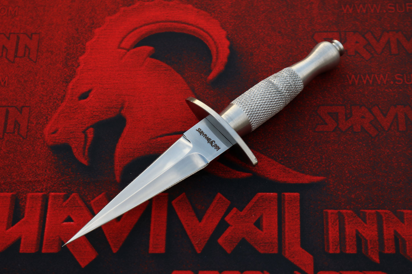 The Iconic Fairbairn-Sykes Fighting knife WW-II Agents dagger knife