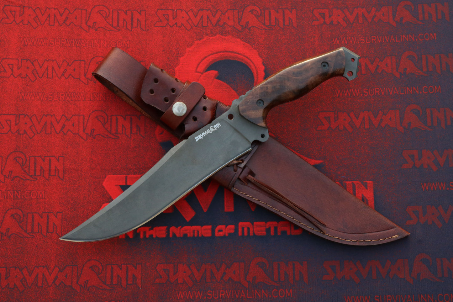 Tactical bowie knife with leather sheath