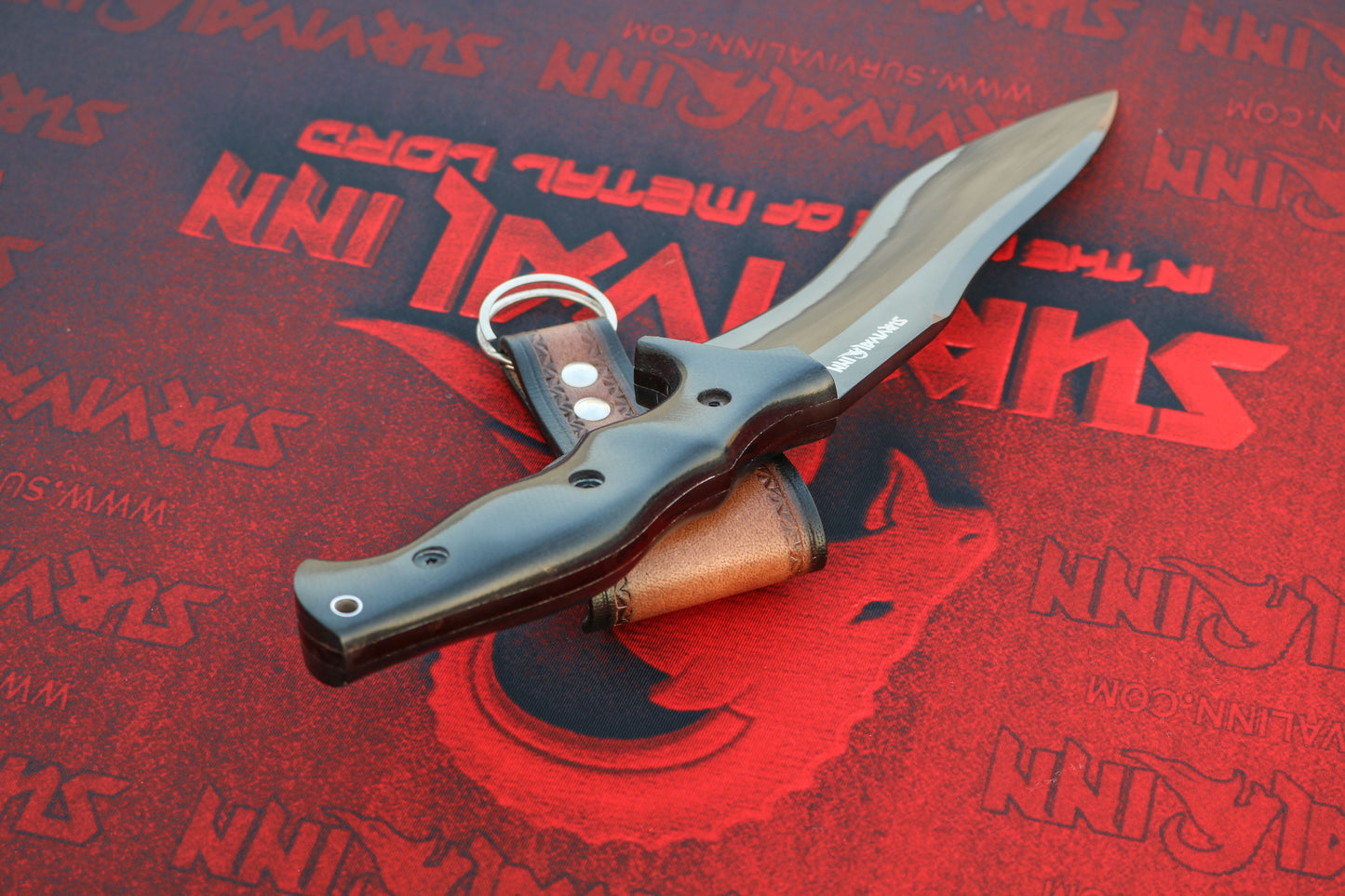 Redemption Bowie knife spine and blade thickness detail