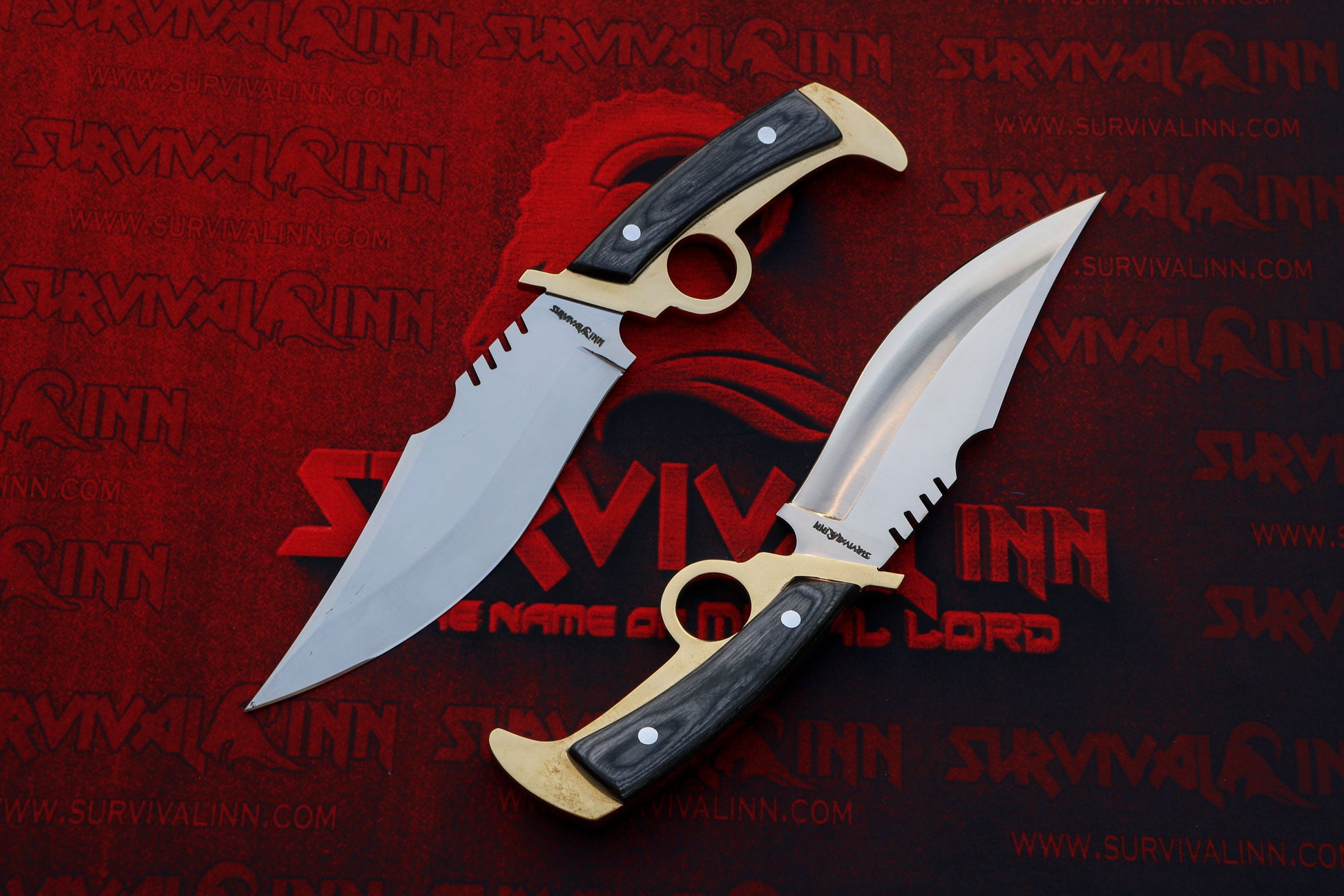 Close-Up of Daryl Dixon Replica Knife Handle with Detailed Grip Design