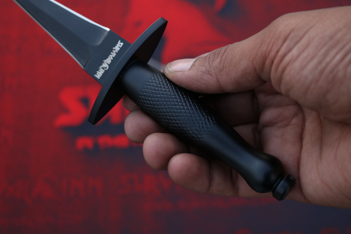 Premium custom Dagger by Survivalinn. Polished D2 steel, knurled grip, needle-point sharpness. Iconic tactical commando knife